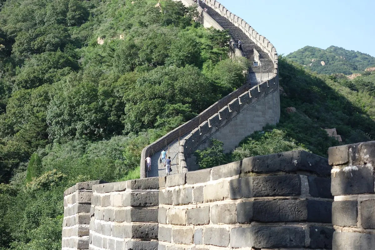 Steep walkway on the Badaling wall