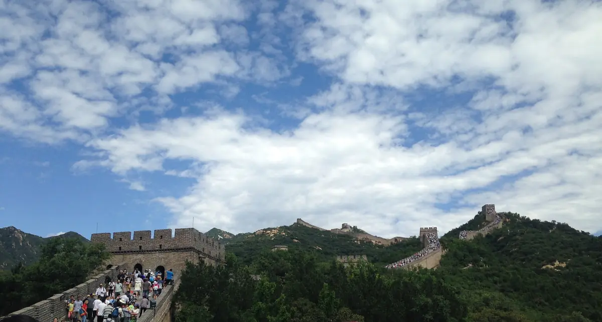 The wall near Badaling Pass under a cloudy sky